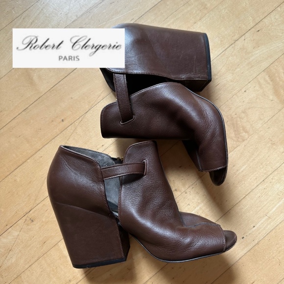 Robert CLergerie Brown Leather buckled Upper shoe, 6.5,  GD1164 - Picture 1 of 6